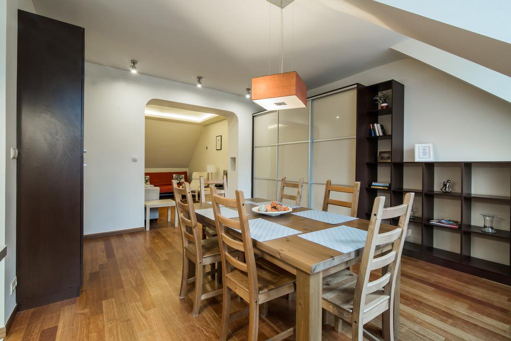 Nowy Rynek Apartment Old Town Варшава Екстер'єр фото